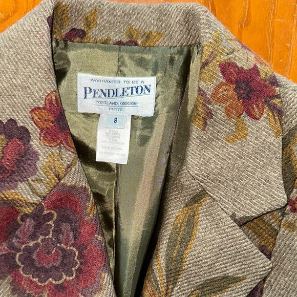Vintage Pendleton women’s Elegant Floral petite Blazer size 8 - Picture 9 of 11